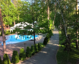 Действующий гостинично-ресторанный комплекс "Три Мушкетера"